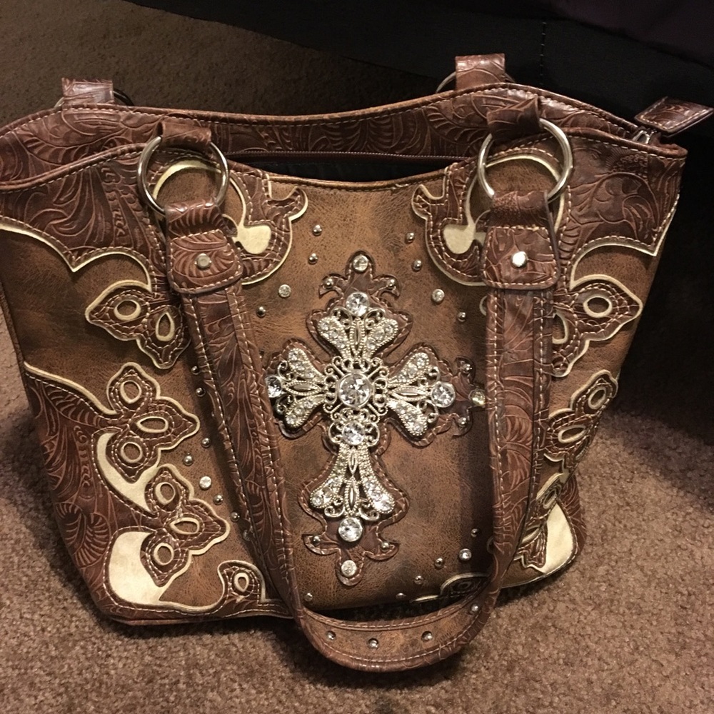 Super cute embellished purse!!